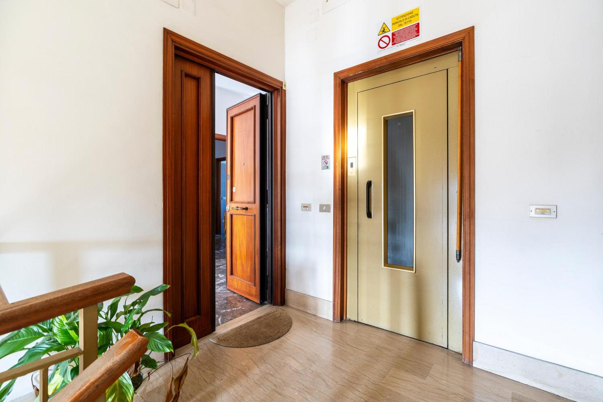 Varlungo Charming With Terrace Apartamento *